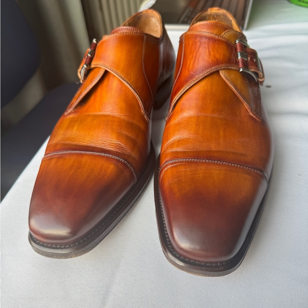 Magnanni Burnished Monk Straps, Men size 10, in mint condition
